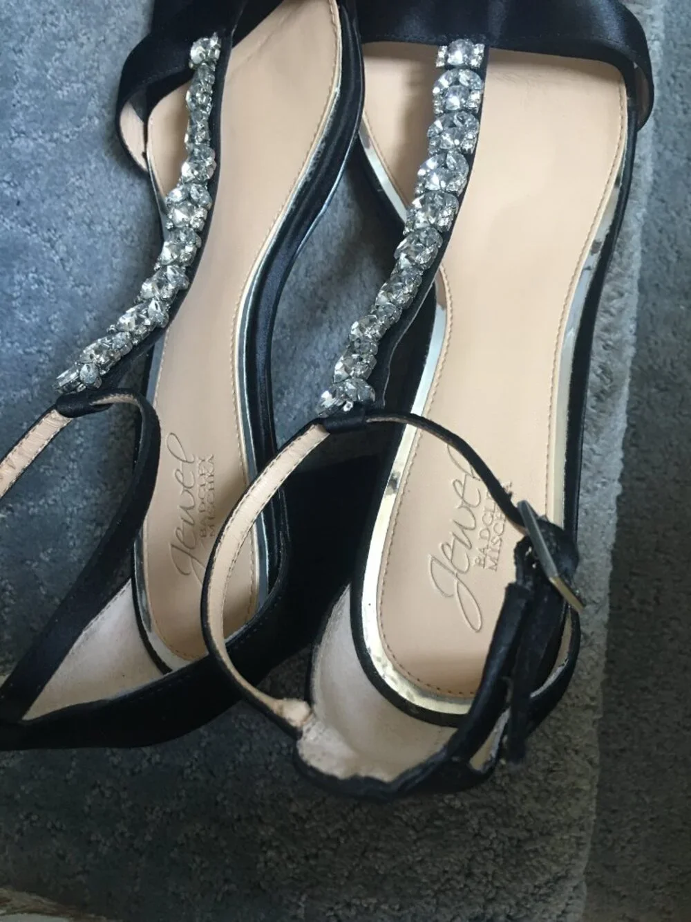 Women's Badgley Mischka Jewel T-Strap Metallic Formal Dress Sandals Size 9, EUC